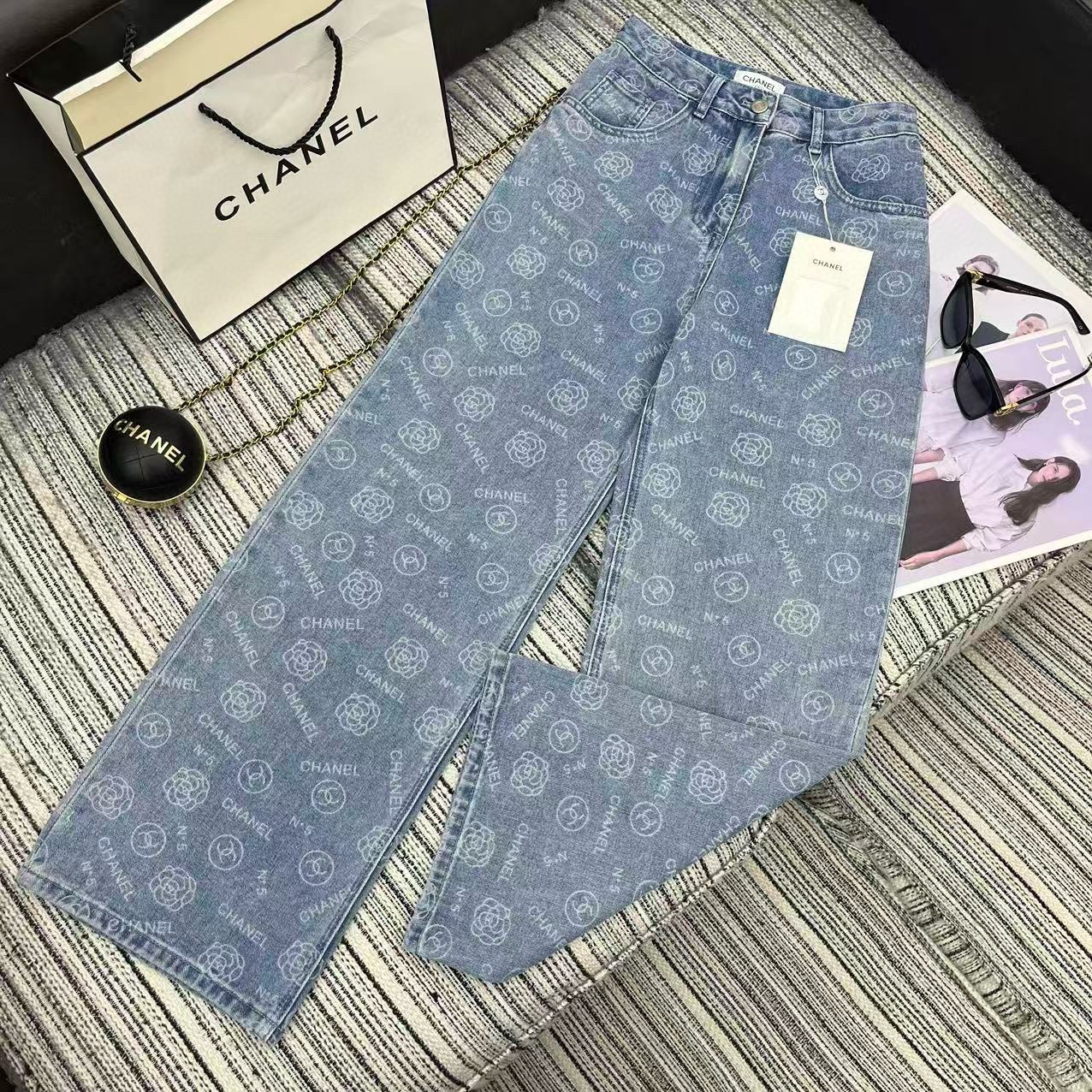 Atelier Light Denim Jean