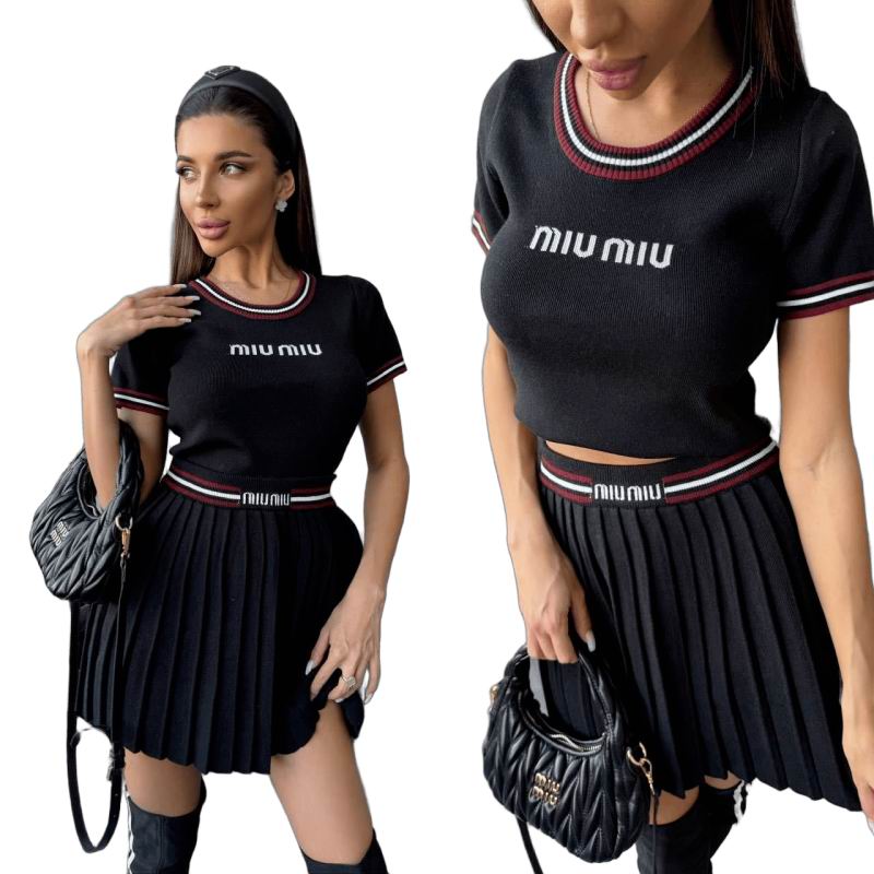Miu Miu Schoolgirl Pleat Set